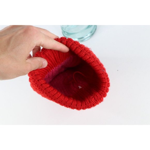 NOS Vintage 90s Streetwear Womens Chunky Knit Floral Flower Beanie Hat Cap Red main image 4